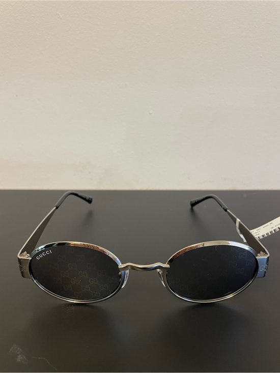 Gucci Other - Gucci Oval Silver Frame Black Lens Men’s Sunglasses-51-23-145
BRAND NEW